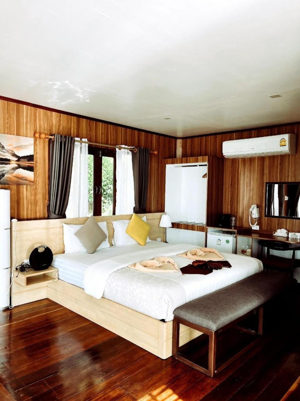 A-Na-Lay Resort Koh Kood Ko Kut Exterior photo